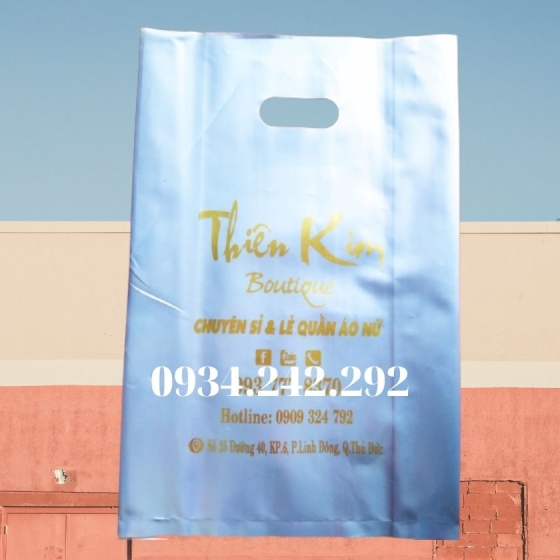 In bao bị nhựa shop thời trang Thiên Kim