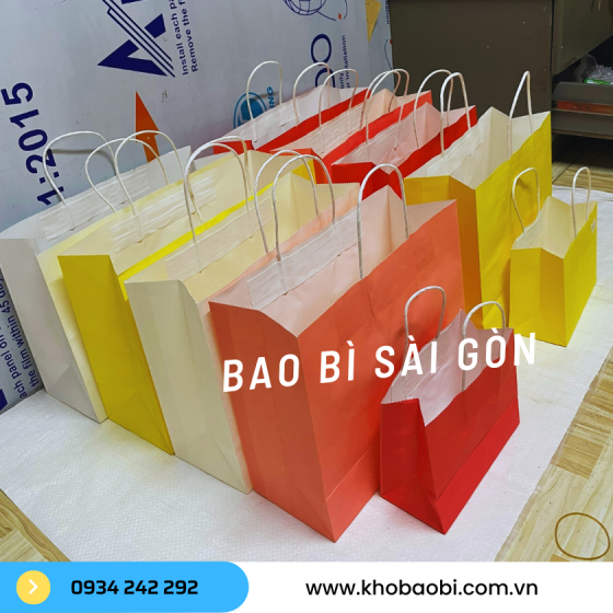 Túi giấy kraft màu có sẵn
